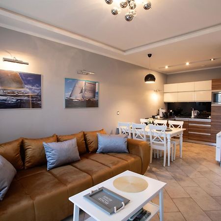 Apartamenty Home Sweet Home ชกลาร์สกา ปอเรมบา ภายนอก รูปภาพ