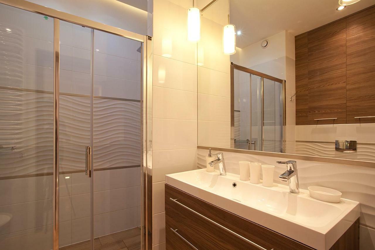 Apartamenty Home Sweet Home ชกลาร์สกา ปอเรมบา ภายนอก รูปภาพ