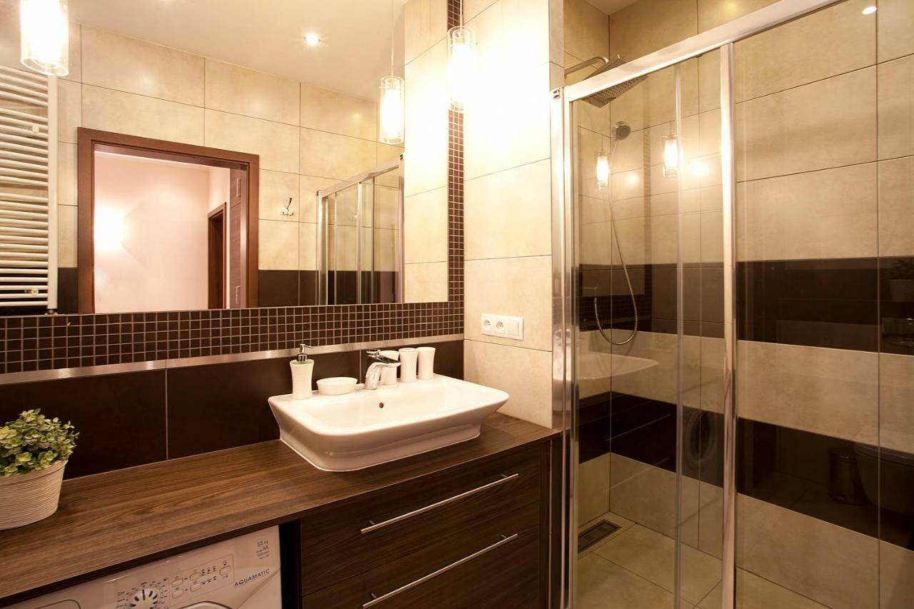 Apartamenty Home Sweet Home ชกลาร์สกา ปอเรมบา ภายนอก รูปภาพ